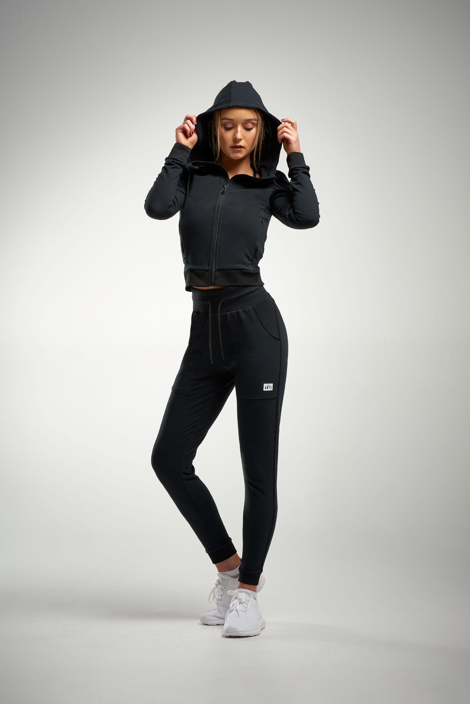 Black fitted joggers online womens